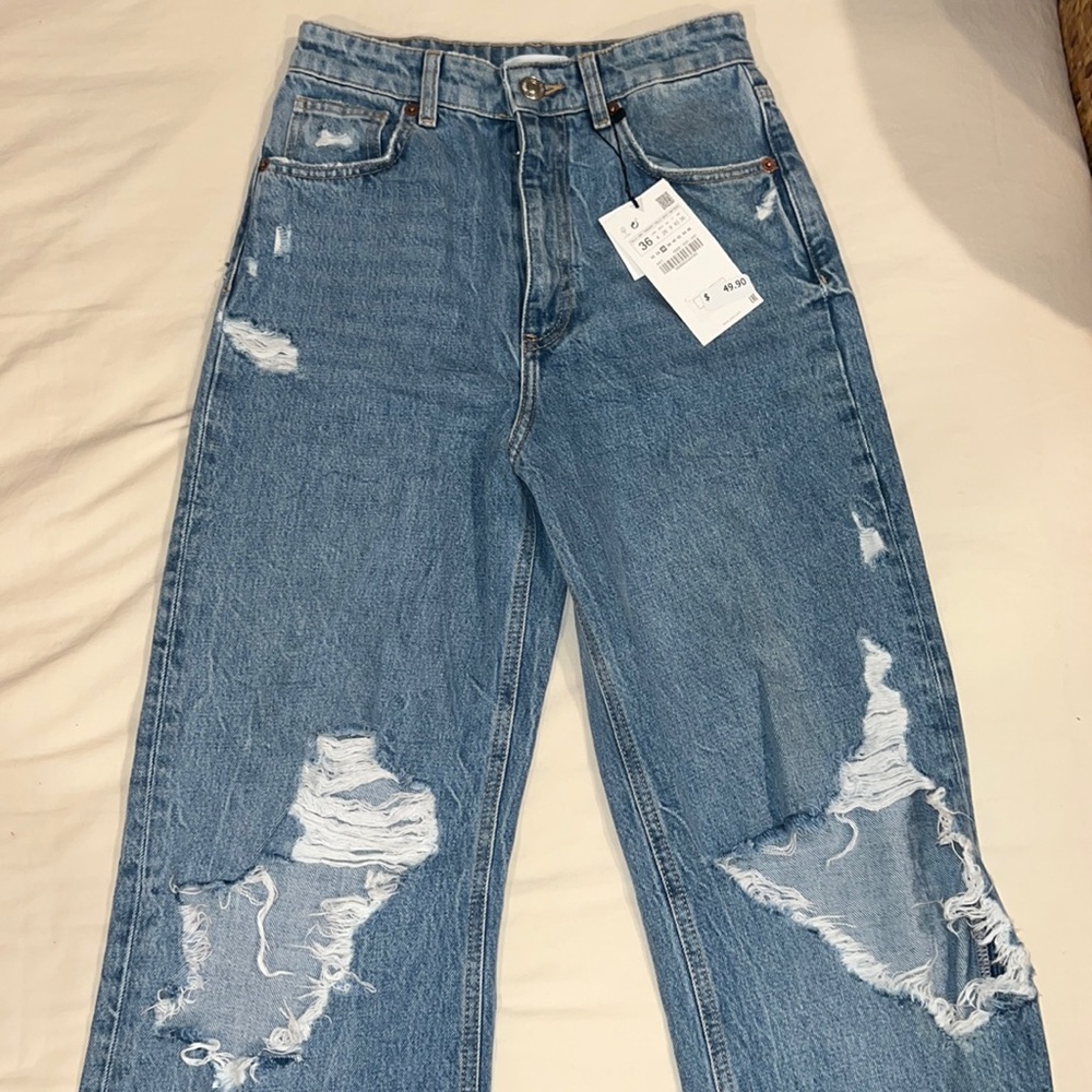 Zara Wide Leg Ripped Jeans (New)